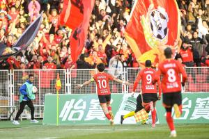 中超遼寧德比！遼寧鐵人沖超成功，下賽季將與大連英博上演德比