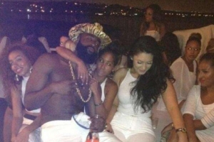 帕金斯：我也該像哈登被夜店退役球衣 若時光倒流我會學(xué)詹姆斯