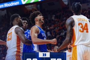 沖狀元！布澤爾兒子杜克季前賽狂轟24分23板送摘帽 上一場33+12+4