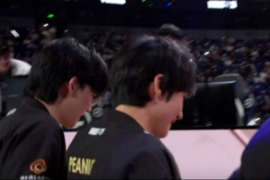 不想說(shuō)再見(jiàn)！賽后鏡頭一直追蹤Peanut：不斷的像觀眾揮手致意