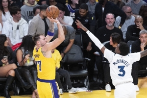 昔日防守蕩然無存！森林狼開季狀態(tài)堪憂 芬奇怒批球隊毫無侵略性