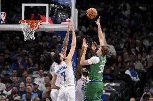 9中1！克里斯蒂：弗拉格才18歲打雷霆這很正常 我們應(yīng)減輕他壓力