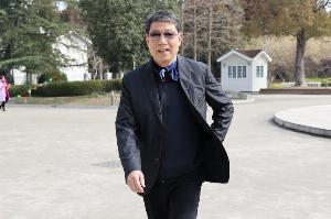 東體：81歲高齡徐根寶再次親自率隊，上海全運U20男足出征廣東