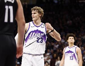 馬爾卡寧：從來(lái)沒(méi)想過(guò)我能得50分 希望這不是最后一次