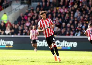 也是德國(guó)左邊鋒！23歲沙德本場(chǎng)比賽送出5次關(guān)鍵傳球是全場(chǎng)最多