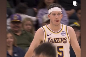 不忘前隊友！拉塞爾轉(zhuǎn)發(fā)里夫斯今天高光表現(xiàn)