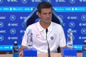 齊沃談失利：我們未保持冷靜，浪費(fèi)太多精力和那不勒斯替補(bǔ)席吵架