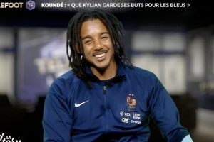 孔德：我和姆巴佩聊過國家德比，我叫他為法國隊和世界杯留力算了