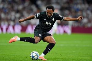 記者：奧蓬達(dá)買斷條款與保級或出場無關(guān)，取決于尤文能否排名前十