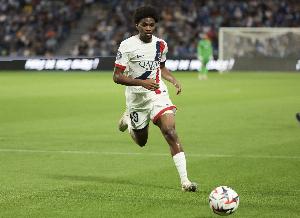 記者：姆巴耶已決定更換經(jīng)紀(jì)人，將加入到姆巴佩的團(tuán)隊(duì)旗下