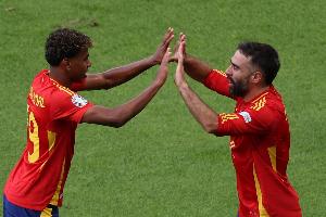 西班牙隊總監(jiān)談國家德比沖突：我們很平靜，國家隊的氛圍非常好