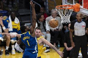 美記：庫(kù)明加新賽季煥然一新 我猜巴特勒給了他建議&他也接受了