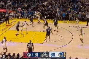 出其不意！巴特勒面對保羅 直接顛投干拔三分命中！