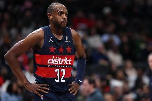 佛伯樂給我嚴(yán)查！奇才剩6秒直接長傳前場 完成失誤自殺！