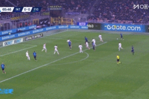 門(mén)神來(lái)了也沒(méi)用！恰20禁區(qū)外突施冷箭遠(yuǎn)射彈地破僵，國(guó)米1-0領(lǐng)先