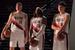 隊(duì)記：相比自己的表現(xiàn) 羅威即將復(fù)出對(duì)楊瀚森出場時(shí)間影響更大