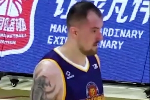 歡迎巴爾文加入香港金牛！讓我們一起來(lái)欣賞下他的精彩表現(xiàn)吧