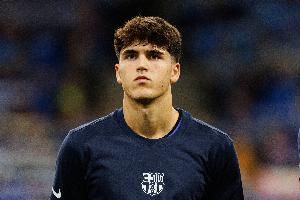 每體：庫巴西、萊萬、奧爾莫參加巴薩訓(xùn)練，佩德里因傷缺席