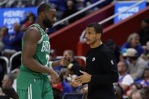 馬祖拉：我們打法上的一些調(diào)整 恰好能發(fā)揮杰倫-布朗的優(yōu)勢(shì)