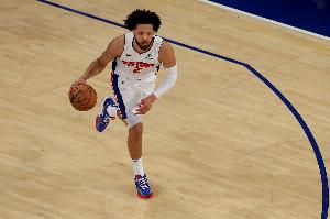 康寧漢姆：我不能做偏科的球員 必須在攻防兩端都做出貢獻(xiàn)