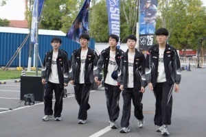 AL不敵T1告別S15！對(duì)陣LCK戰(zhàn)隊(duì)?wèi)?zhàn)績(jī)更新為4勝4負(fù)