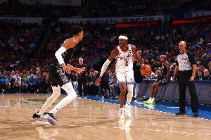 誰(shuí)先掉隊(duì)？狂野西部?jī)H馬刺雷霆不敗 未來(lái)7場(chǎng)都要打湖勇！