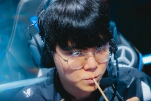 Cuzz：晉級(jí)決賽像夢(mèng)一樣；我們一直在進(jìn)步、團(tuán)隊(duì)配合特別好