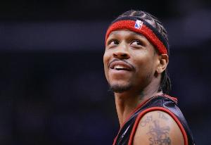 奧尼爾：我是艾弗森紀(jì)錄片的制片人 我厭倦了看到他一直被誤解