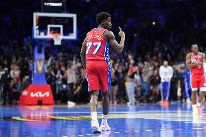 【菜鳥(niǎo)】探花11中7得17+5+5 科沃德13分10板3斷 7號(hào)秀13+4+8+4斷