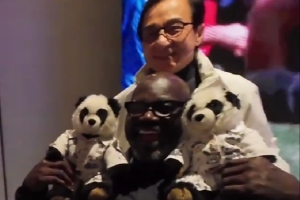 跨界聯(lián)動！奧尼爾曬與成龍互動：11月快樂