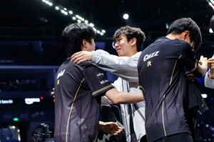 直到他們再次相遇，賽事官方分享Bdd與Ruler擁抱合照