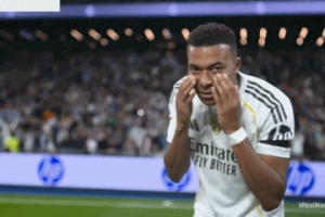 姆巴佩進(jìn)球后的慶祝是獻(xiàn)給一個11歲患病孩子，賽前就承諾這么做