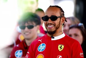 年薪6000萬(wàn)！ESPN：40歲漢密爾頓合同明年到期，法拉利預(yù)計(jì)不續(xù)約