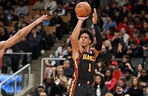 飛起來(lái)了！老鷹第二節(jié)打出30比19一舉反超騎士