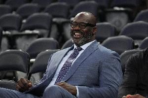 NBA巨星奧尼爾？奧胖上節(jié)目時皮一下：讓字幕組加上傳奇這兩字