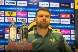 維羅納主帥：我感到自己像巨人一樣強(qiáng)大，也為球隊的表現(xiàn)感到驕傲