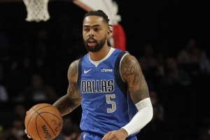 太想當英雄！拉塞爾10中2砍下10分12助攻 末節(jié)5中1&連續(xù)強投打鐵