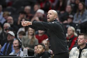 鵜鶘先走一步！本賽季至今僅?；@網(wǎng)未嘗一勝 0勝7負聯(lián)盟墊底