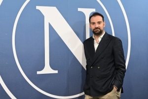 那不勒斯總監(jiān)：德布勞內(nèi)受傷影響很大，正在評估引進(jìn)新中場的機會