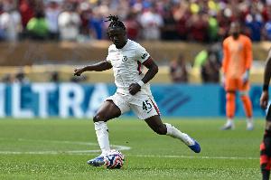 自加盟切爾西以來(lái)，拉維亞還從未代表藍(lán)軍踢滿過(guò)全場(chǎng)比賽