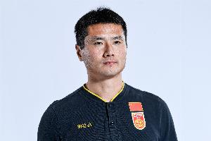 足球報：國足過往三任外教都不盡如人意，給本土教練機會可以理解