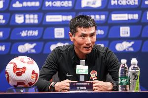 澎湃：郭士強的例子未必合適，但請給邵佳一與國足時間