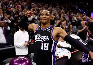 后衛(wèi)籃板王！威少：謙虛地說 我覺得我是歷史上籃板最好的后衛(wèi)