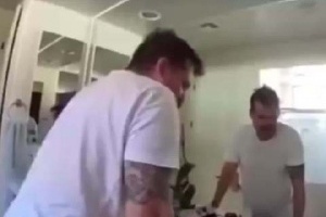 美國(guó)男子沉迷游戲 將2歲女兒留在高溫車內(nèi)致死 出庭前幾個(gè)小時(shí)自殺身亡