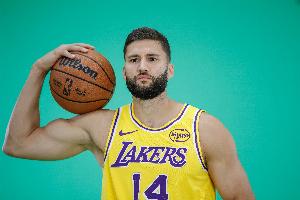 首秀要來(lái)了！今天湖人客戰(zhàn)老鷹 克萊伯升級(jí)為可以出戰(zhàn)