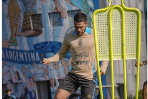 阿根廷官方：補招維拉中場布恩迪亞進入本期球隊名單