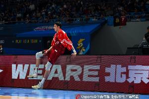 媒體人：四川雇傭軍不敵浙江子弟兵 廣廈&周琦要拿全額經(jīng)費(fèi)需奪牌