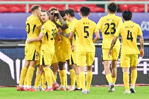 深圳新鵬城將于本周五舉行球迷開放日活動，今天下午開始報名