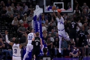 仿佛看見麥迪了！5號秀貝利反擊底線漂移小折疊雙手反扣美如畫