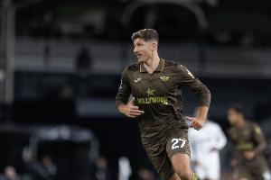 天空體育：小蜜蜂中場(chǎng)雅內(nèi)特預(yù)計(jì)自由身離隊(duì)，球隊(duì)在找新中場(chǎng)